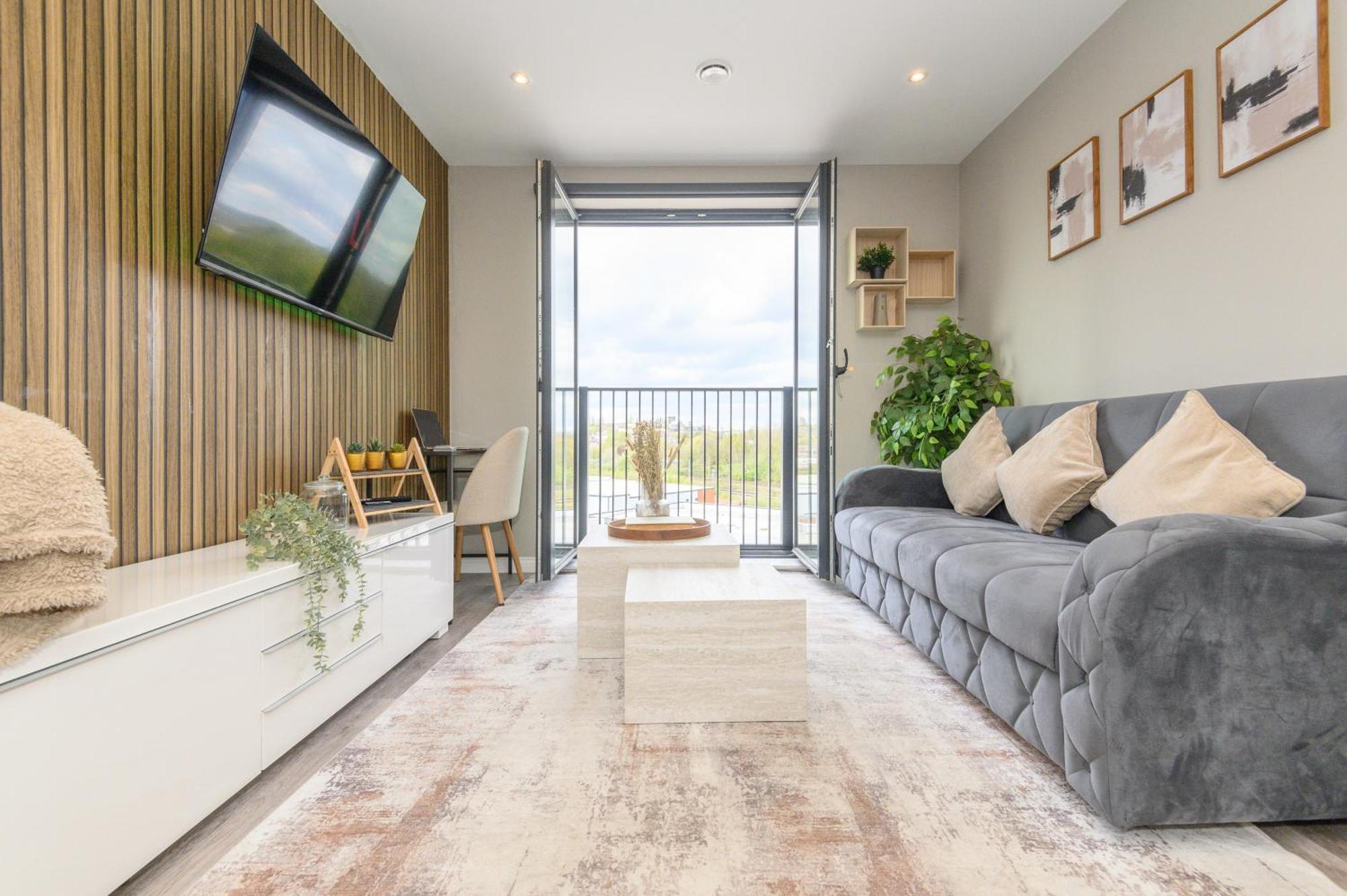 Springwell Suite - City Centre - Balcony & Pool Table - 3 Bed Leeds  Exterior photo